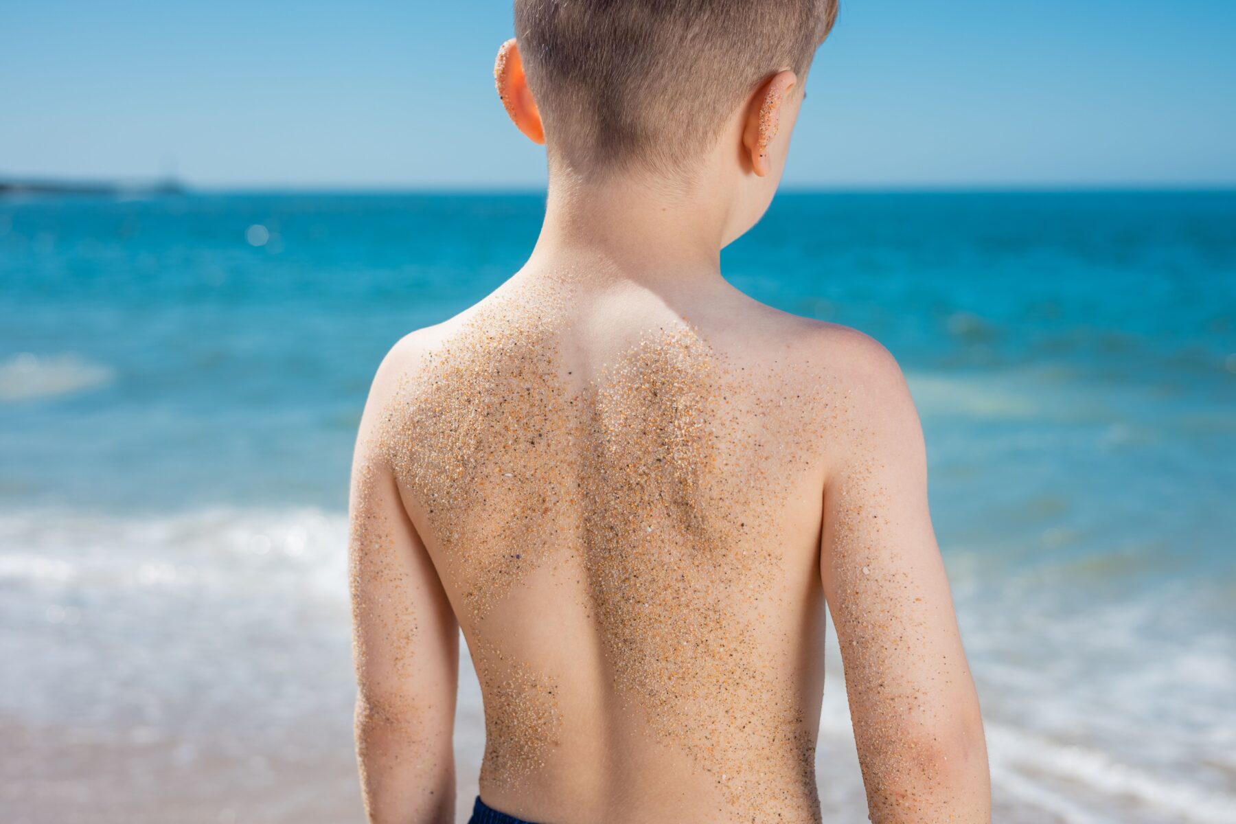 Dúchate después de bañarte en la piscina o en el mar